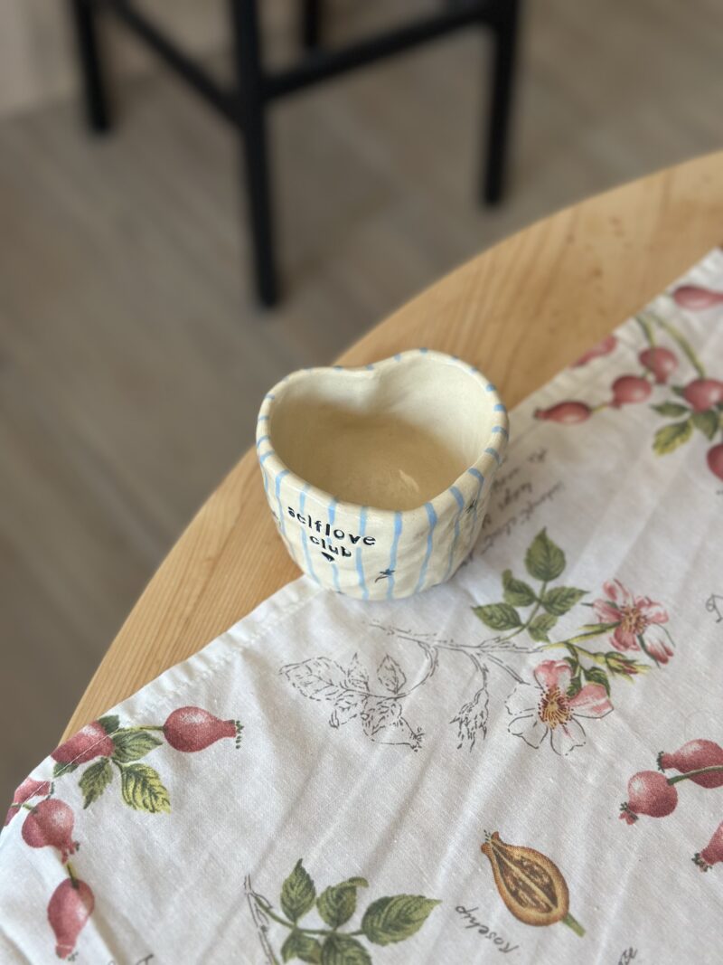 selflove club blue cup